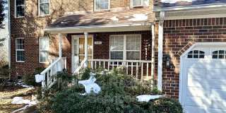 9385 Pine Tree Road Gallery 1