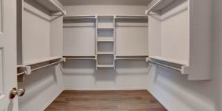 2427 East 7th Street Gallery 26
