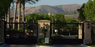 1 Sebastian Gallery 5