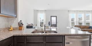 4742 Pico Pico Gallery 17