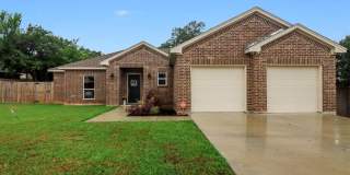 605 Madeline Court Gallery 1