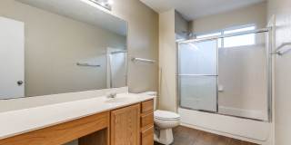 BEAUTIFUL 4-BEDROOM HOME NEAR UTSA Gallery 17