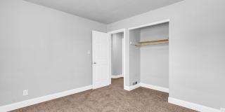 13900 Sussex Street Gallery 16