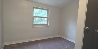 671 - 930-944 Sleepy Hollow Rd. Gallery 8
