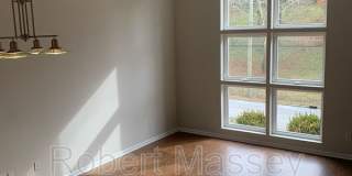 2745 Grinstead Drive Gallery 2