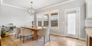 114 Saint Vincent Street Gallery 20