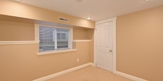 Charming 3 Bedroom/2 Bath Craftsman Home for Lease in Phinney/Greenlake Gallery 27