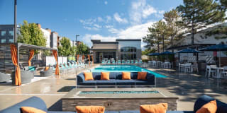 Axio 8400 Gallery 31