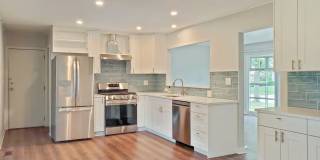 720 Country Lane S Gallery 12