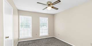 2 Story townhome Located off S Flannery Gallery 7
