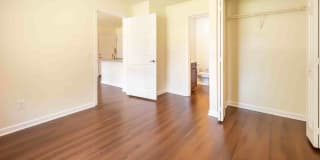 Abbotts Run Gallery 13