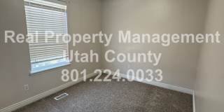 Beautiful 3-Bedroom Home in Springville – Spacious Living & Convenient Location Beautiful 3-Bedroom Home in Springville – Spacious Living & Convenient Location Gallery 17