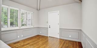 Elegant Los Altos Townhouse Near Redwood Grove & Shoup Park Gallery 21