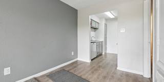 Pine Creek Apartments Gallery 15