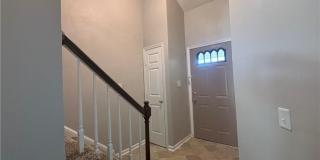 472 Falling LN Gallery 4