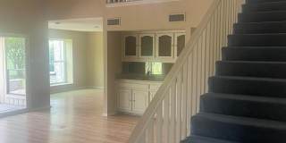 379 Englewood Dr Gallery 8
