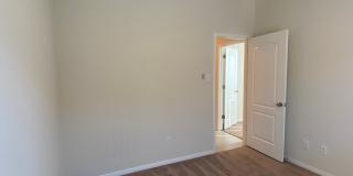 4 BEDROOM, SHORT TERM LEASE AVAILABLE Gallery 19