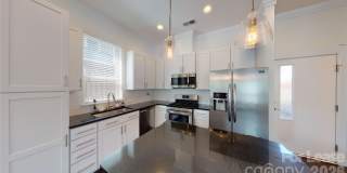 930 Steel House Boulevard Gallery 1