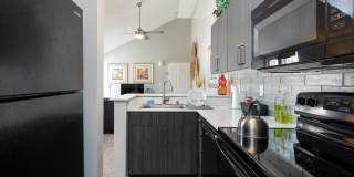 Boulevard @4201 Apartments Gallery 28
