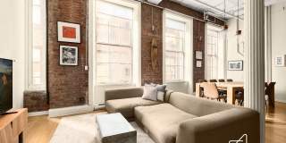 1 Bond Street Gallery 4