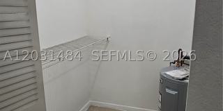 8160 GENEVA WY Gallery 17