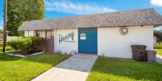 The Henry Apartments Gallery 24