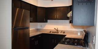 Updated 2-Bedroom Condo with Finished Basement, Garage, Pool, Tennis, Clubhouse Gallery 4
