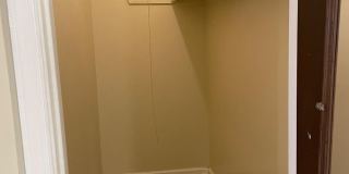 304 CHRISTOPHER Place Gallery 14