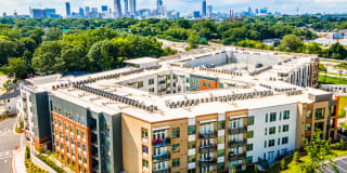 Link Apartments Grant Park Gallery 29