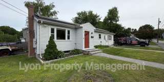 39 Alpena Ave Gallery 1