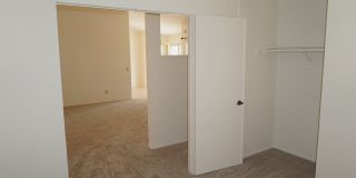 Sun Lakes 3 Bedroom - Backs the Golf Course Gallery 18