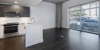 EVIVA On Cherokee Gallery 72