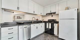 2716 Schooner Court Gallery 1
