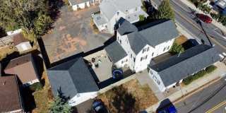 109 E River Road Gallery 28