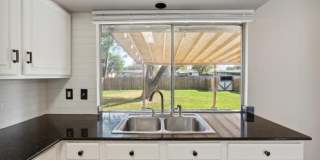7170 Hickory Grove Gallery 14
