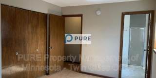 1696 Pleasant St Gallery 11