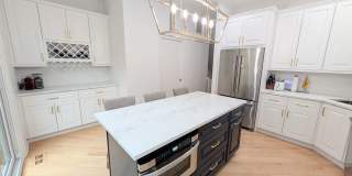 Stunning rehabbed 3-Bedroom Townhome in Fulton Market / West Loop Gallery 3