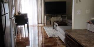 901 Mammoth Road Gallery 9