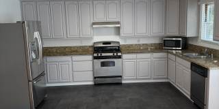 1915 10th Street Gallery 1