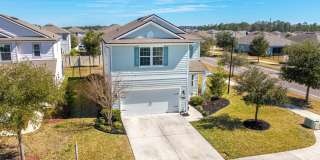 Beautiful 4 Bedroom 2.5 Baths Homes Gallery 5