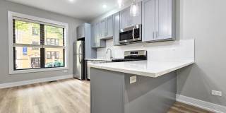 426 W Belden Ave Gallery 4