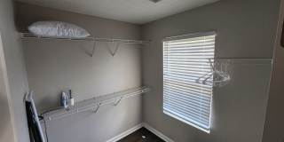 Room in 3 Bedroom Townhome at W Park Cir Gallery 22