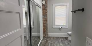 1918 REDELL Street Gallery 19