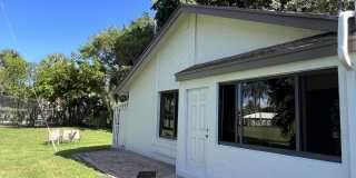 4075 Palm Forest Drive N Gallery 20