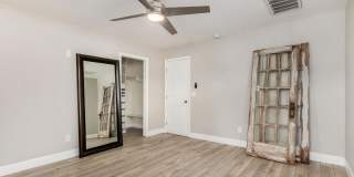429 W Flower Street Gallery 16