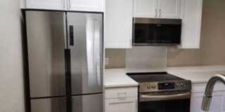 Sand Pebble Apartments Gallery 8