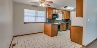 1204 N Crawford Avenue Gallery 7