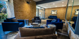Laurel Village Apartments Gallery 27