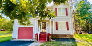 Beautiful and Spacious 3bdrm/2.5bth Home Conveniently Located in Chesterfield County!! Gallery 1