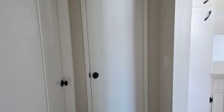 Welcome to Reeves Apartments Gallery 18